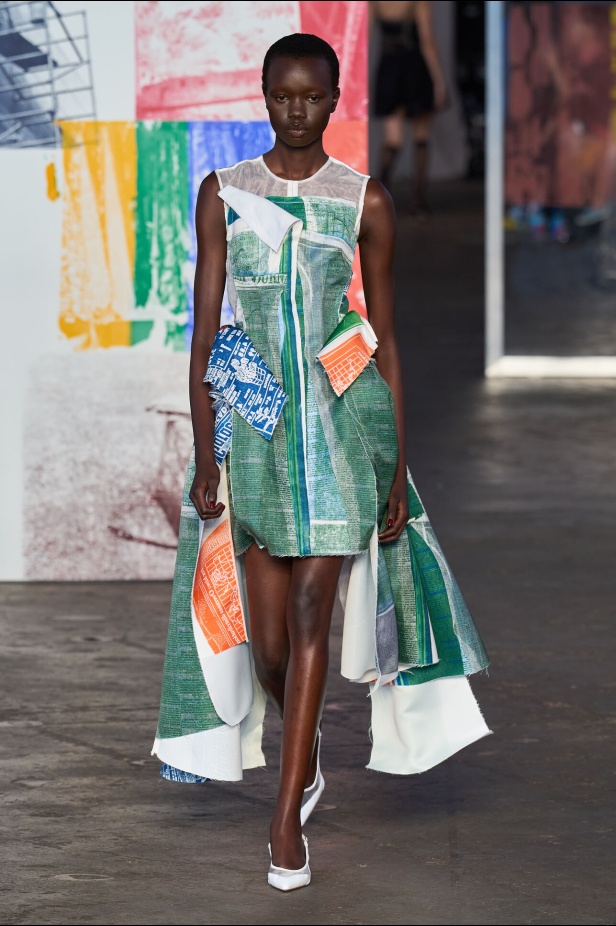 عرض أزياء Jason Wu لربيع وصيف 2026