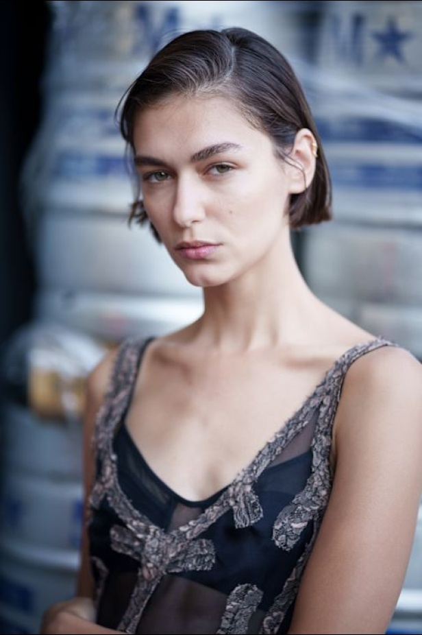 عرض أزياء Jason Wu لربيع وصيف 2026