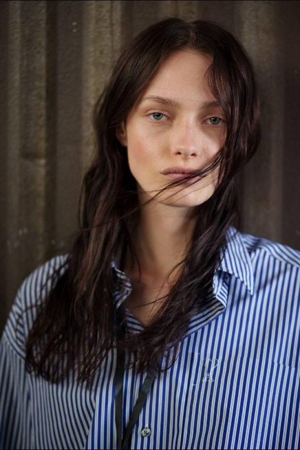 عرض أزياء Jason Wu لربيع وصيف 2026