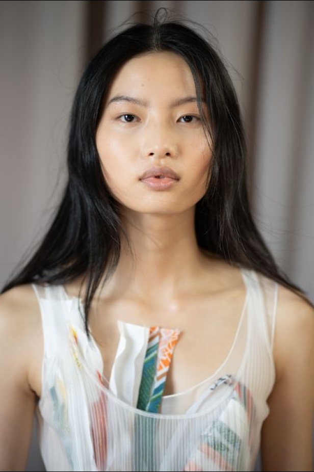 عرض أزياء Jason Wu لربيع وصيف 2026