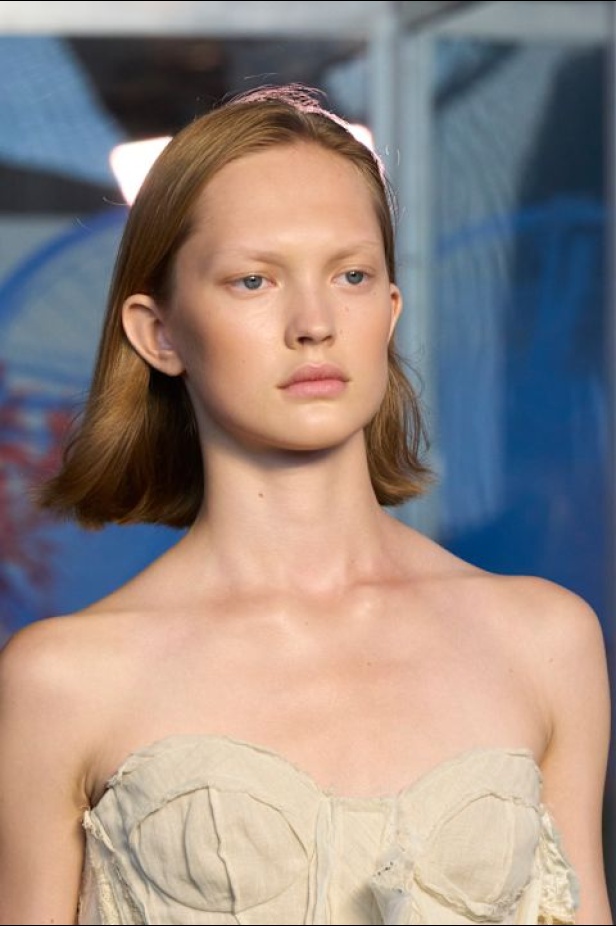 عرض أزياء Jason Wu لربيع وصيف 2026