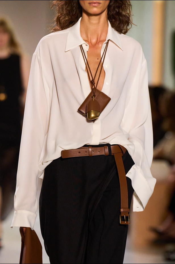 مجموعة مايكل كورس فلسفة قائمة على الجمال الطبيعي