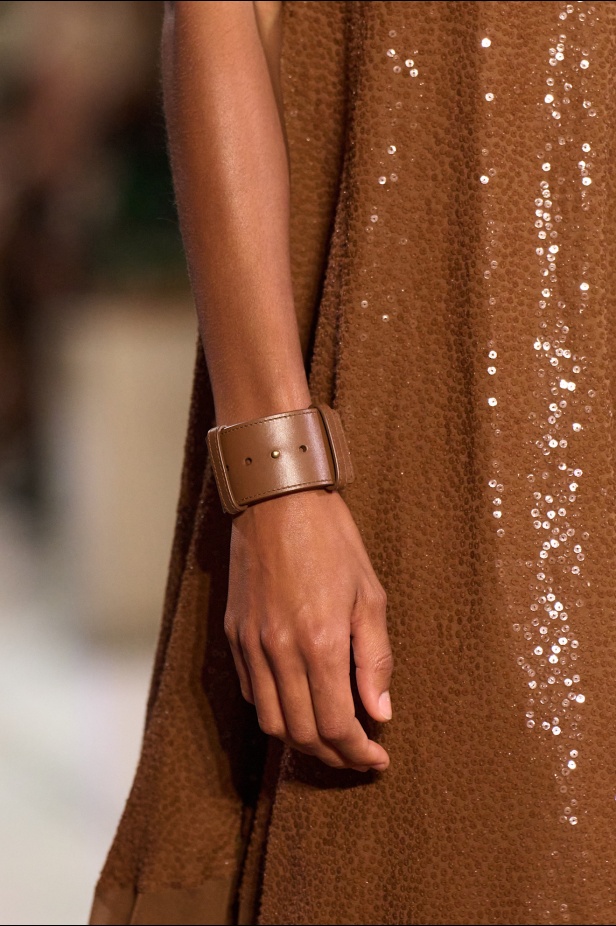 مجموعة مايكل كورس فلسفة قائمة على الجمال الطبيعي