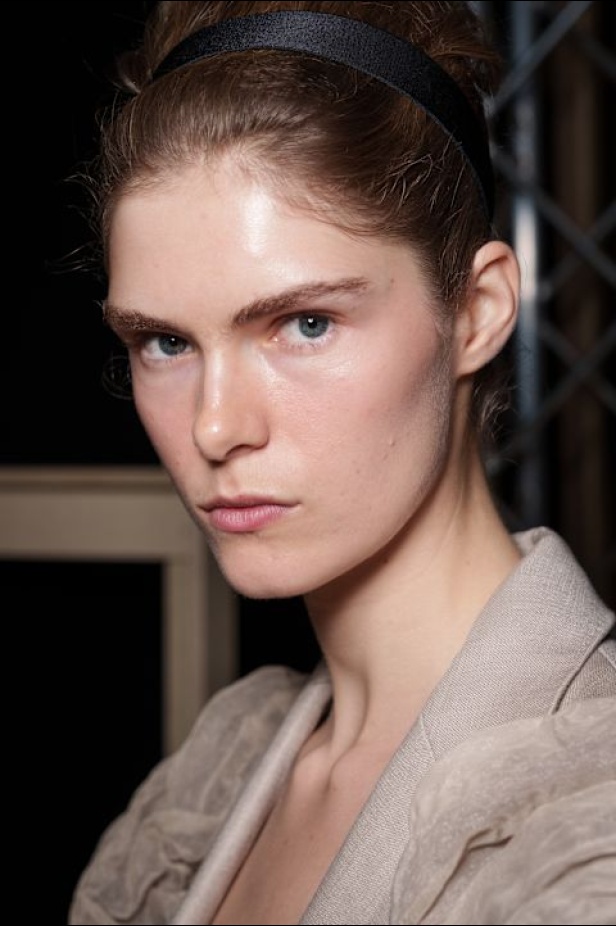 مجموعة Max Mara لربيع وصيف 2026 تجسّد أسلوب "الروكوكو" بلمسة عصرية