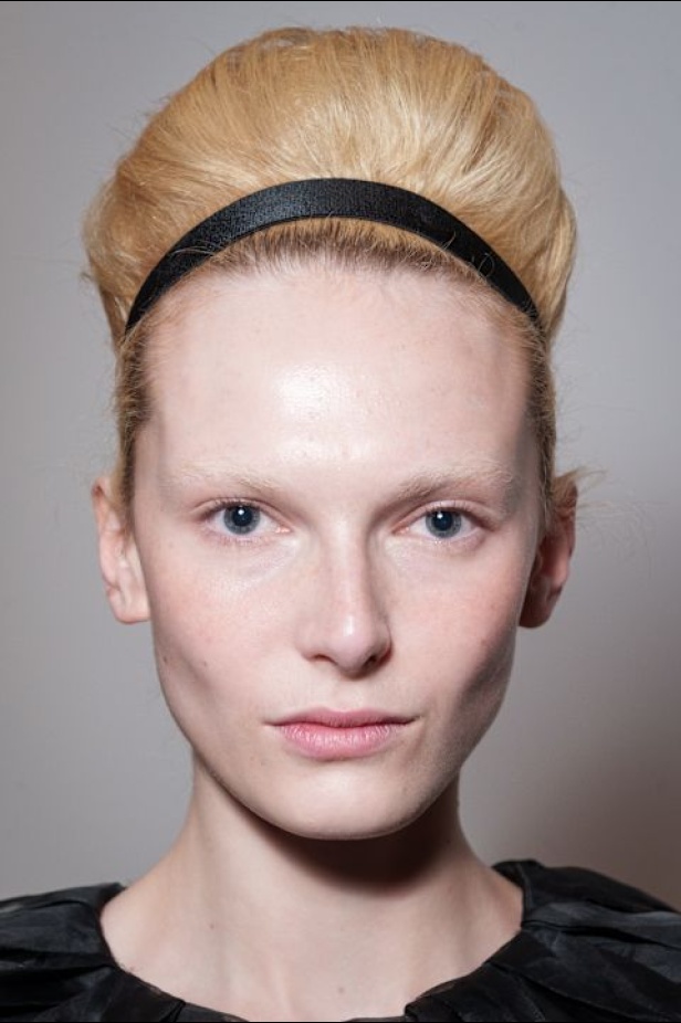 مجموعة Max Mara لربيع وصيف 2026 تجسّد أسلوب "الروكوكو" بلمسة عصرية