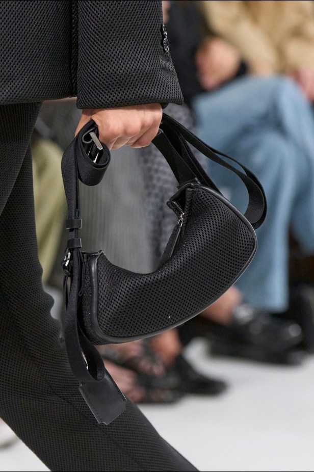 مجموعة Max Mara لربيع وصيف 2026 تجسّد أسلوب "الروكوكو" بلمسة عصرية