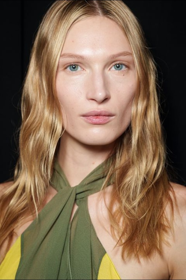 مجموعة اوف وايت لموسم ربيع 2026 بعنوان Pop Romance