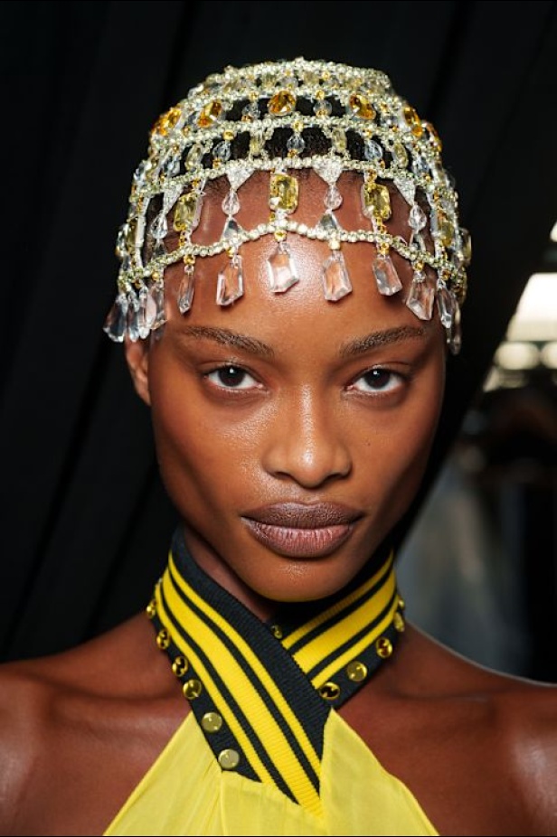 مجموعة اوف وايت لموسم ربيع 2026 بعنوان Pop Romance