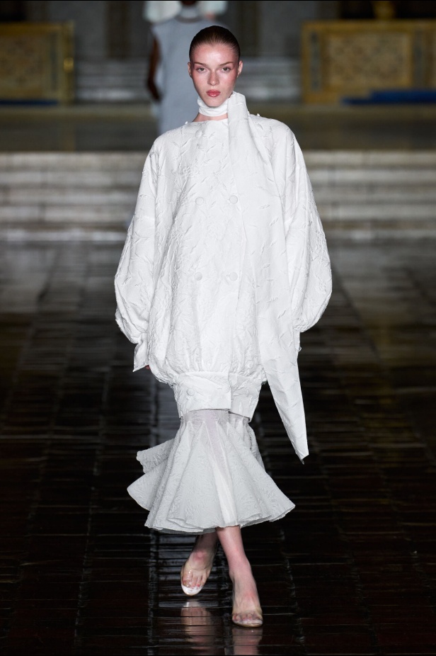 عرض أزياء مجموعة Prabal Gurung لربيع وصيف 2026