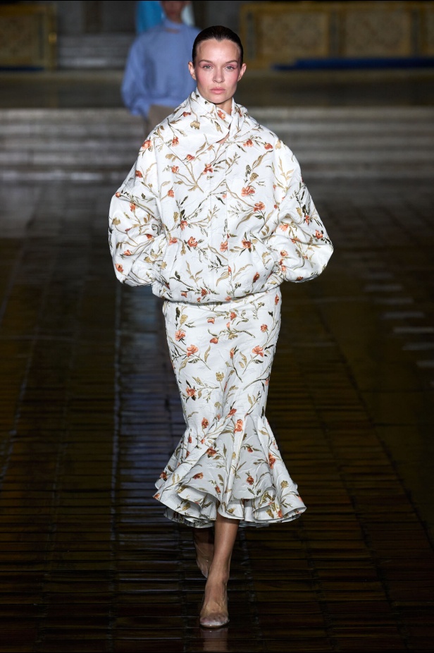 عرض أزياء مجموعة Prabal Gurung لربيع وصيف 2026