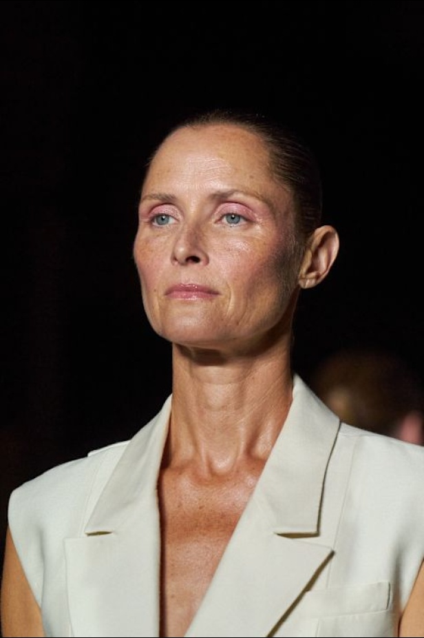 عرض أزياء مجموعة Prabal Gurung لربيع وصيف 2026