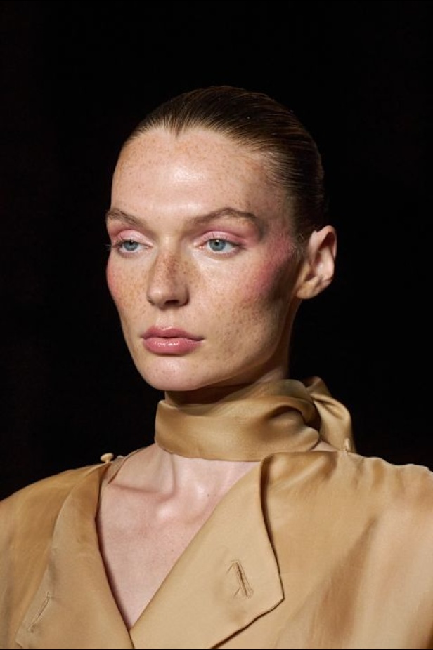 عرض أزياء مجموعة Prabal Gurung لربيع وصيف 2026