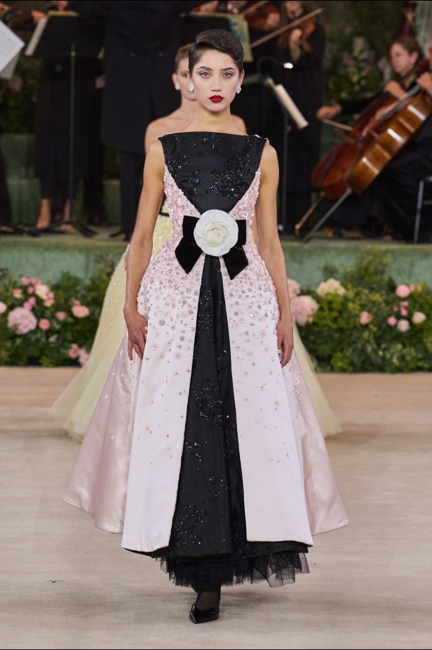 عرض Richard Quinn لموسم ربيع وصيف 2026