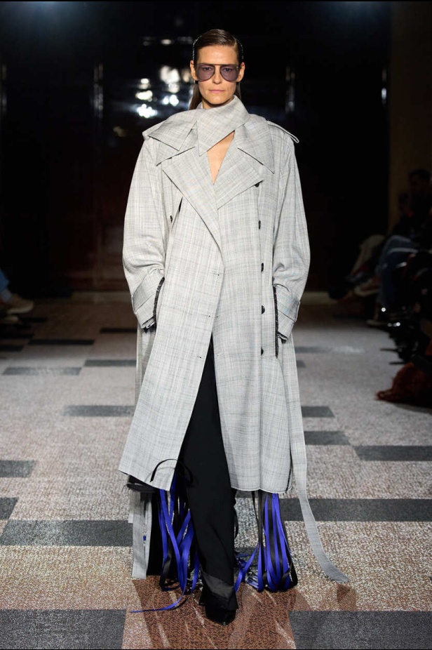 مجموعة Roksanda لموسم ربيع وصيف 2026 في لندن