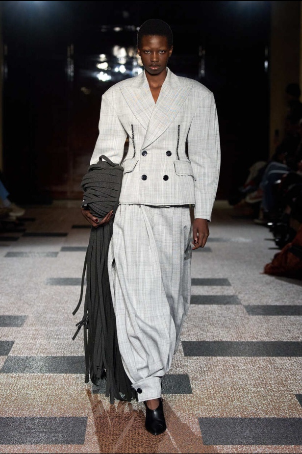 مجموعة Roksanda لموسم ربيع وصيف 2026 في لندن