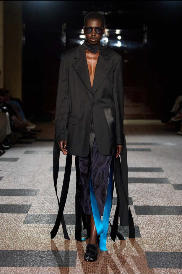 مجموعة Roksanda لموسم ربيع وصيف 2026 في لندن