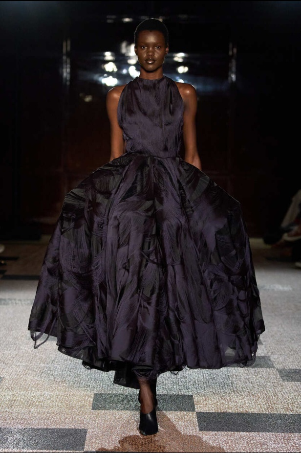 مجموعة Roksanda لموسم ربيع وصيف 2026 في لندن