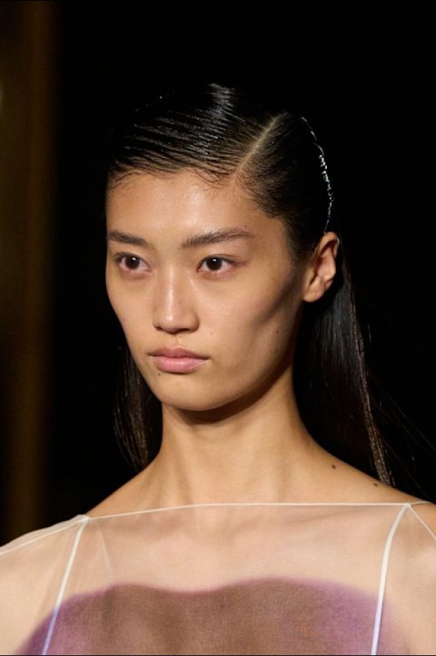 مجموعة Roksanda لموسم ربيع وصيف 2026 في لندن