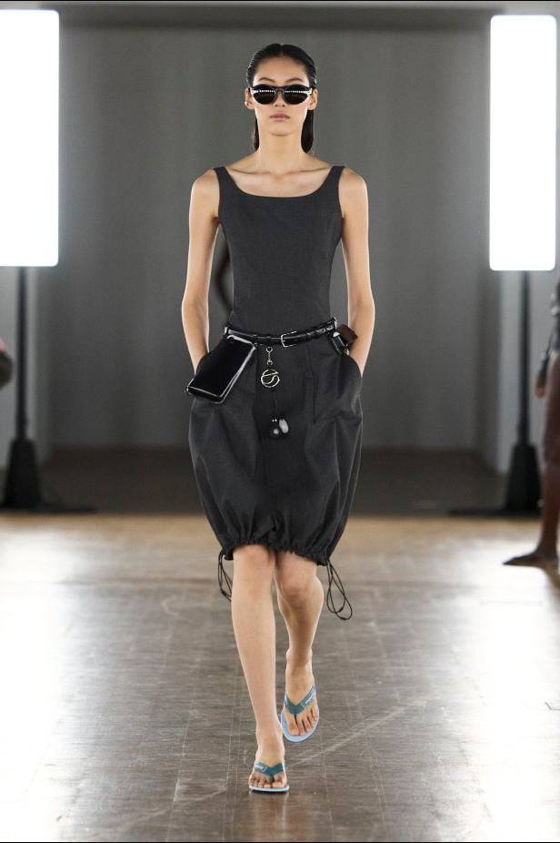 مجموعة Coperni لربيع وصيف 2026... تصاميم تشعرك بالراحة