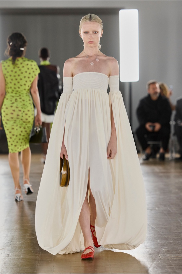 مجموعة Coperni لربيع وصيف 2026... تصاميم تشعرك بالراحة