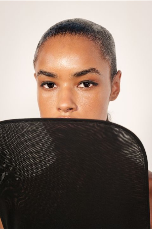 عرض أزياء Courrèges لربيع 2026