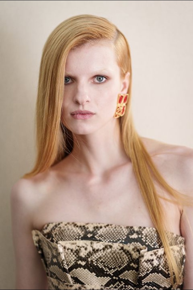 مجموعة إيلي صعب لربيع 2026