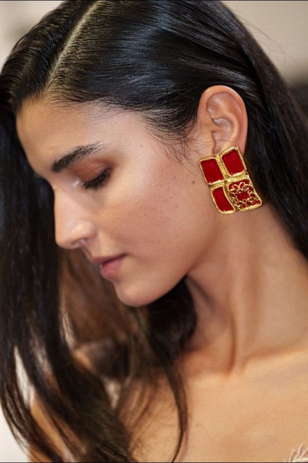 مجموعة إيلي صعب لربيع 2026