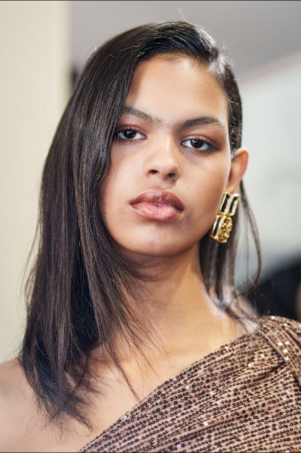 مجموعة إيلي صعب لربيع 2026