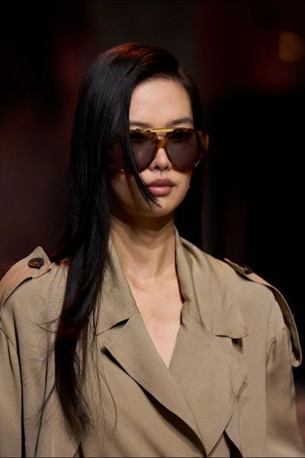 مجموعة إيلي صعب لربيع 2026