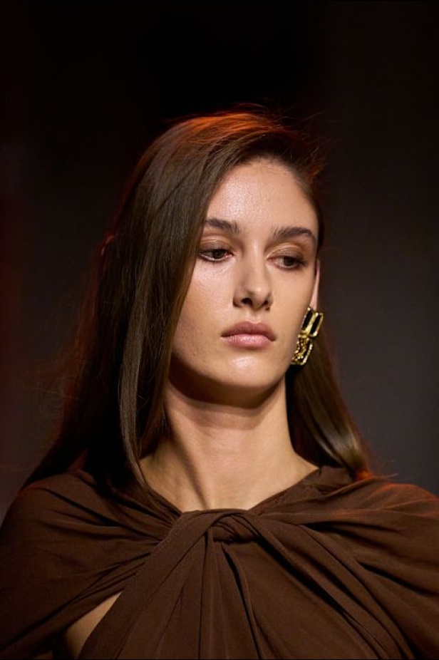 مجموعة إيلي صعب لربيع 2026