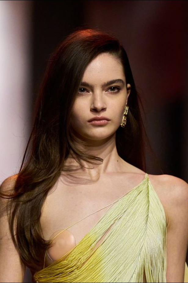 مجموعة إيلي صعب لربيع 2026