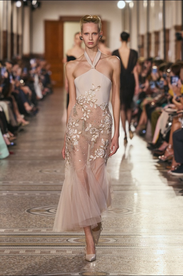 مجموعة جورج حبيقة لربيع وصيف 2026: أناقة تنبض في تصاميم تتحدى الزمن