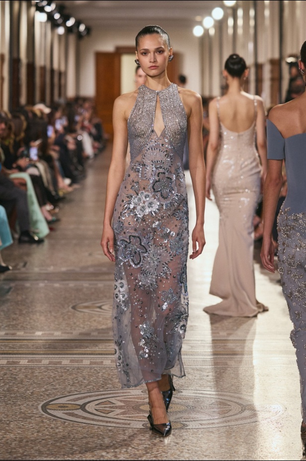 مجموعة جورج حبيقة لربيع وصيف 2026: أناقة تنبض في تصاميم تتحدى الزمن