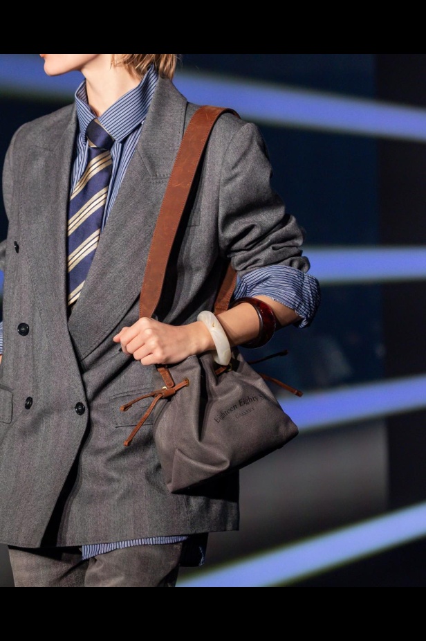 علامة 1886 تقدّم مجموعتها "Capital Affair" في أسبوع الأزياء في الرياض 2025: القوة في الأزياء من منظورٍ جيل المستقبل