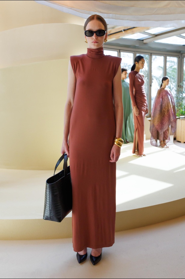 "SAHRA 02: RIYO SOLEIL" من علامة ARWÁ