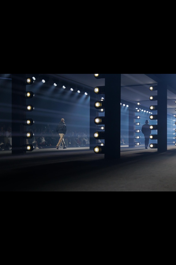 علامة 1886 تقدّم مجموعتها "Capital Affair" في أسبوع الأزياء في الرياض 2025: القوة في الأزياء من منظورٍ جيل المستقبل