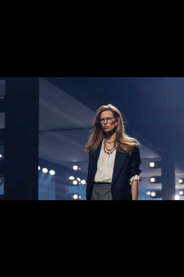 علامة 1886 تقدّم مجموعتها "Capital Affair" في أسبوع الأزياء في الرياض 2025: القوة في الأزياء من منظورٍ جيل المستقبل