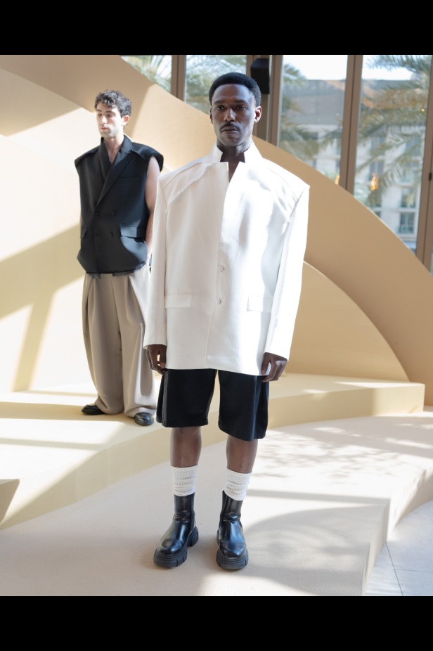 هندسة الهوية بين الانضباط السعودي والدقّة اليابانية في مجموعة Noble & Fresh