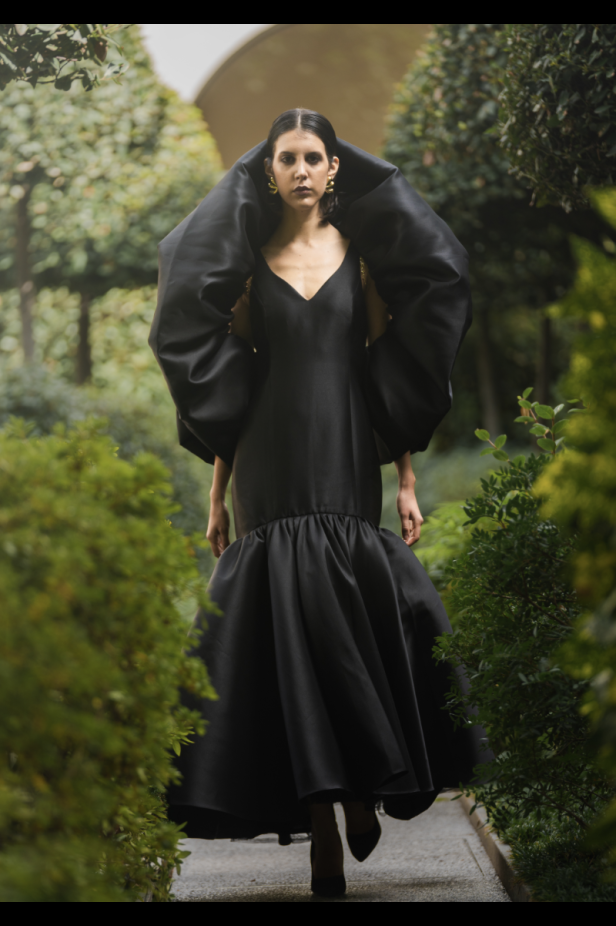 خاص بـ"هي": العلامة السعودية SF سارة فؤاد تصوغ من روح الأندلس في مجموعة منجم