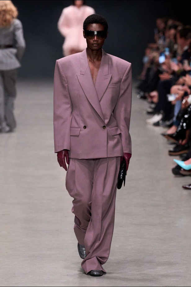 عرض أزياء Stella Mccartney صيف 2026