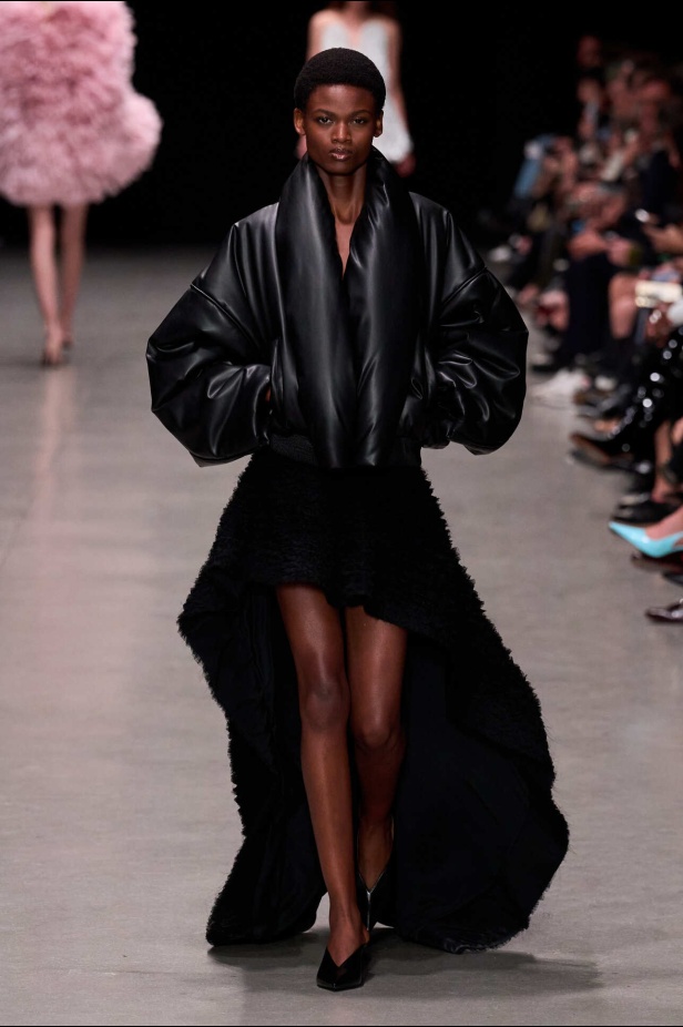 عرض أزياء Stella Mccartney صيف 2026