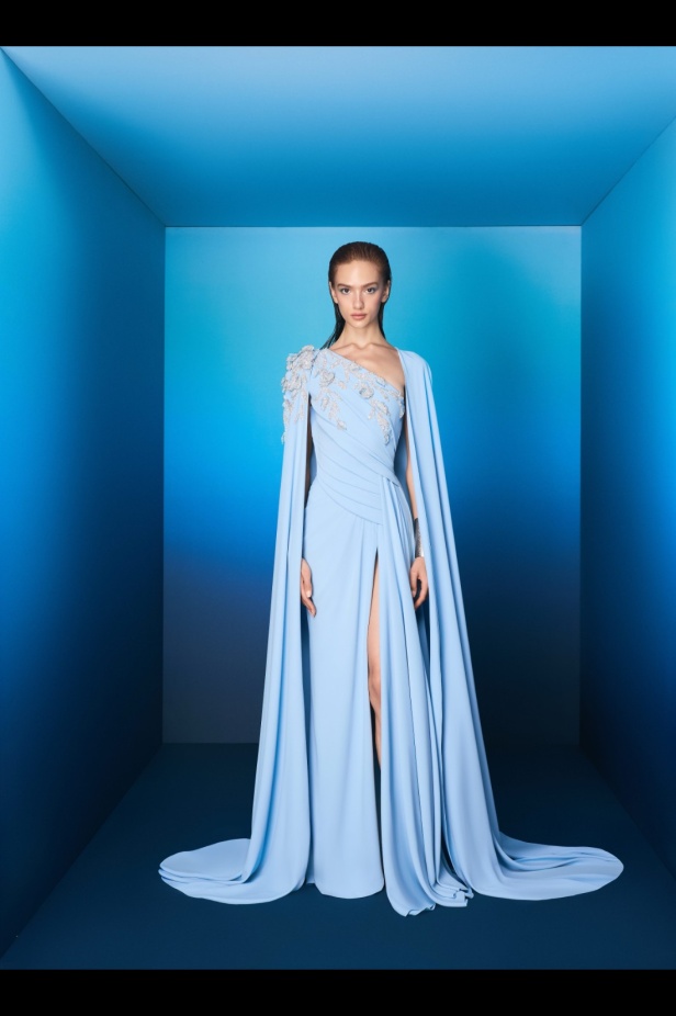 مجموعة طوني ورد لربيع وصيف 2026... تصاميم خالدة تُعيد إحياء أسطورة