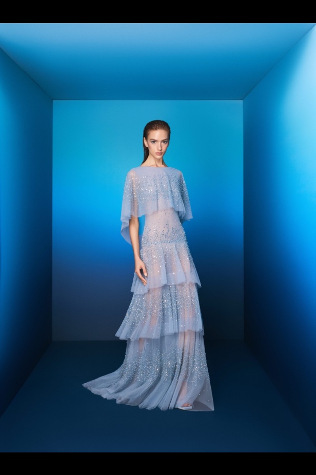 مجموعة طوني ورد لربيع وصيف 2026... تصاميم خالدة تُعيد إحياء أسطورة