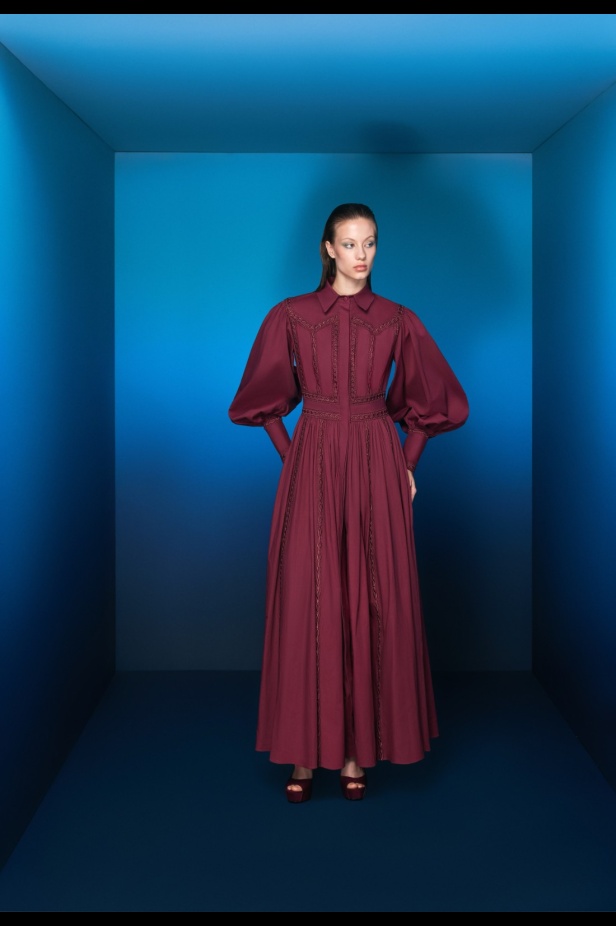 مجموعة طوني ورد لربيع وصيف 2026... تصاميم خالدة تُعيد إحياء أسطورة