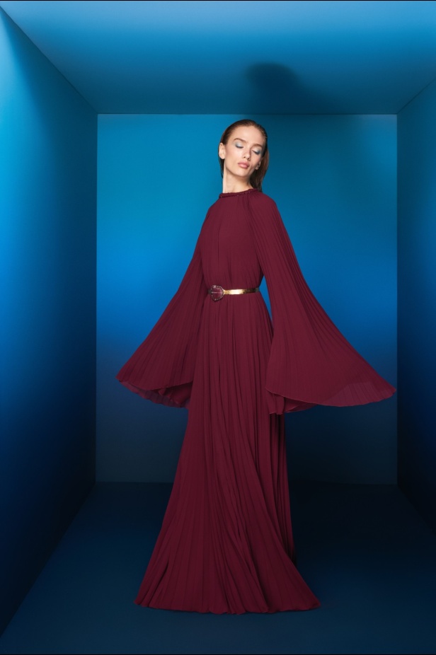 مجموعة طوني ورد لربيع وصيف 2026... تصاميم خالدة تُعيد إحياء أسطورة