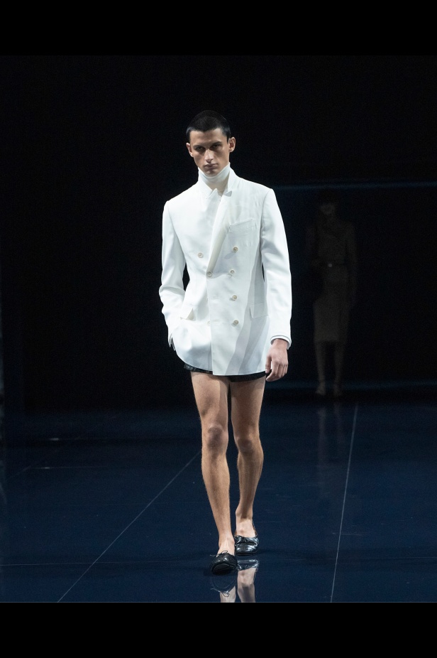 مجموعة توم فورد لربيع 2026 بين الجرأة والشاعرية