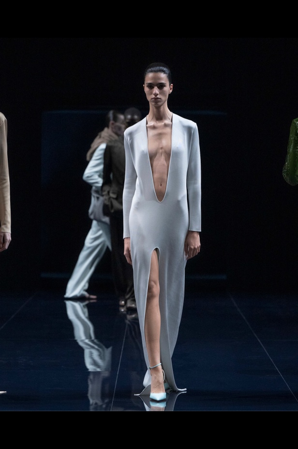 مجموعة توم فورد لربيع 2026 بين الجرأة والشاعرية