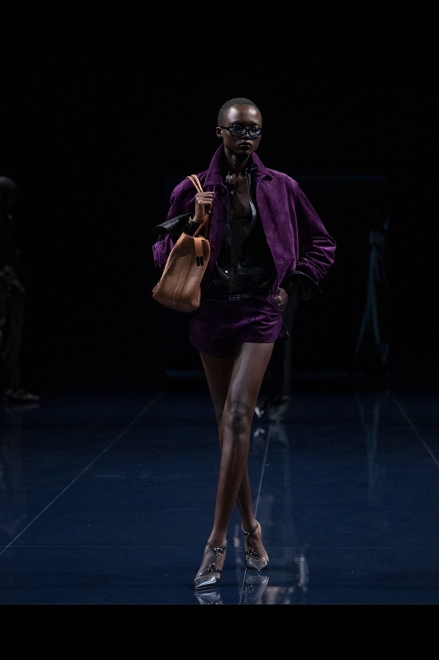 مجموعة توم فورد لربيع 2026 بين الجرأة والشاعرية