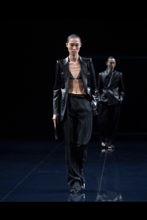 مجموعة توم فورد لربيع 2026 بين الجرأة والشاعرية