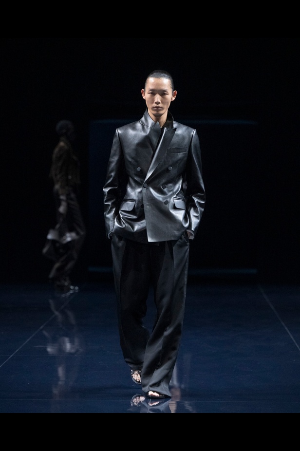 مجموعة توم فورد لربيع 2026 بين الجرأة والشاعرية